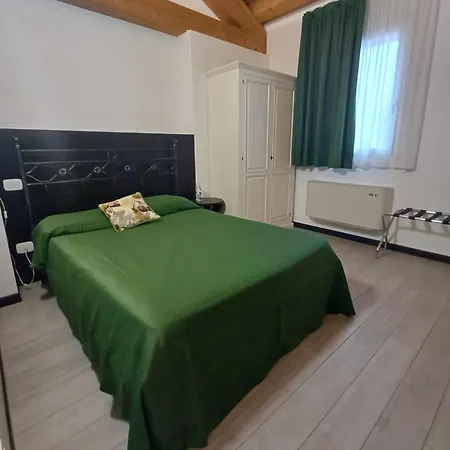 Arneroni ファームステイ Codognè