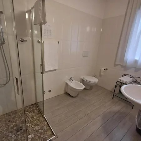 مزرعة للإقامة Arneroni