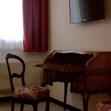 مزرعة للإقامة Arneroni Codognè